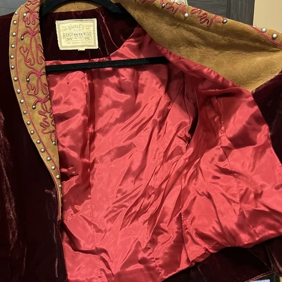Vintage Double D Ranch Crushed Red Velvet Western Blazer. Women’s Size Small - Picture 6 of 8